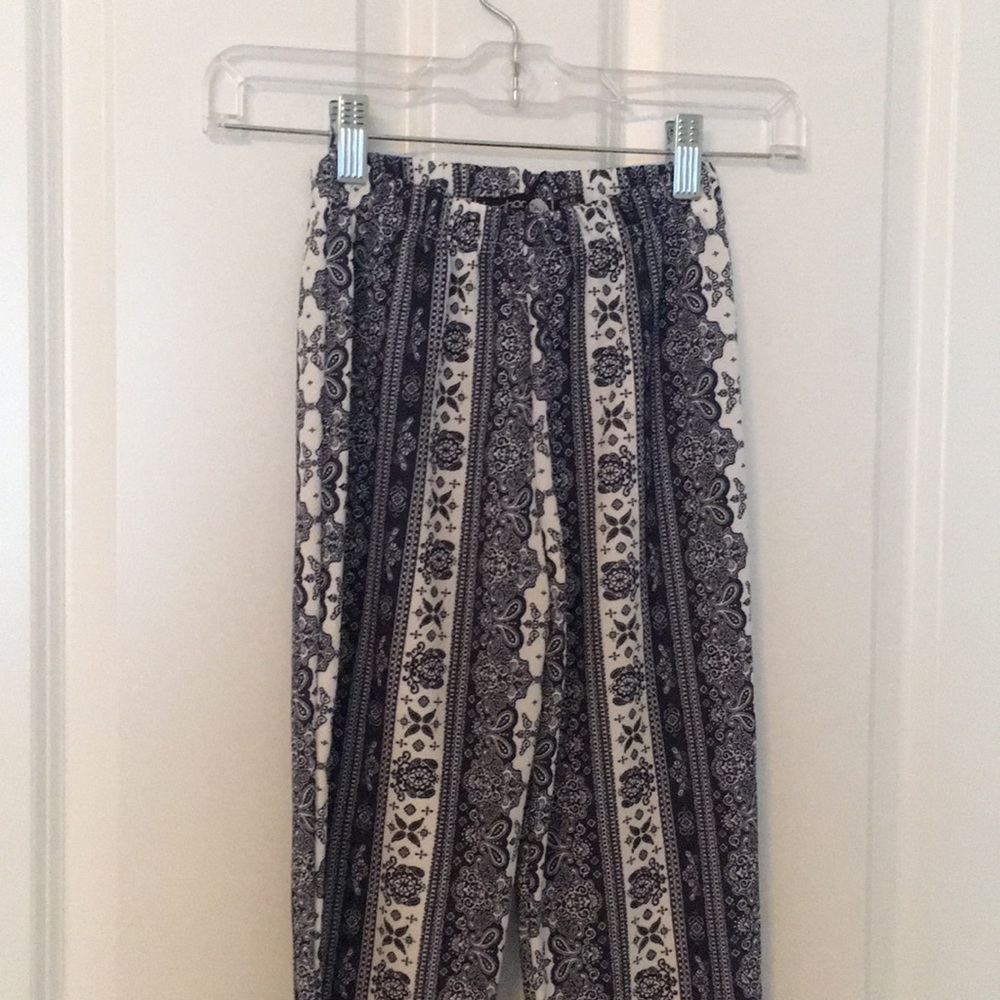 Boohoo flared pants